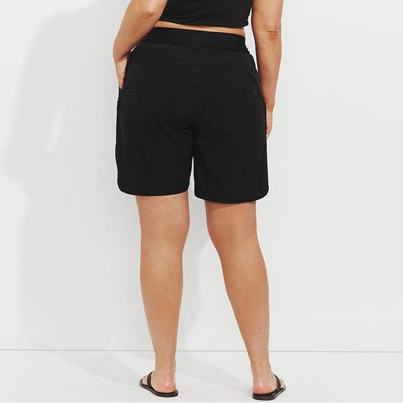 Lands’ End Black 9” Board Shorts with Panty Swim Shorts Size 14 - Picture 2 of 9